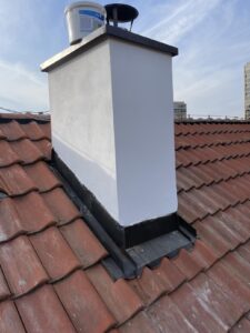 Za sídlištěm 2227_24, Praha - komín, čištění žlabu