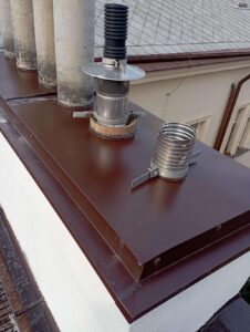 Soukenická 1096_30, Praha - oprava komínových plášťů