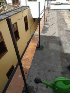 Mostecká 276_17, Praha - žlab a jiné klempířské práce u terasy