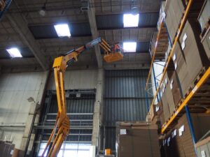 Ve Žlíbku 2196, čištění světlíků